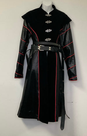 COSTUME RENTAL - A54D House of Dragon Daemon Targaryen- 3pc Large