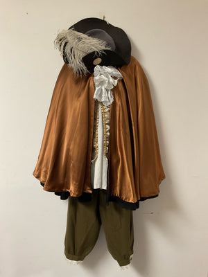 COSTUME RENTAL - A60A Renaissance Cavalier Prince- 9 pc large