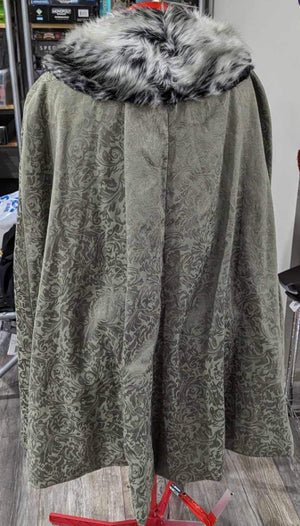 COSTUME RENTAL - G3D Viking Cape
