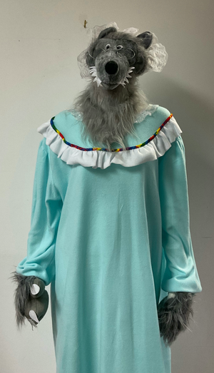 COSTUME RENTAL - D19B Grandma Wolf 6 pcs