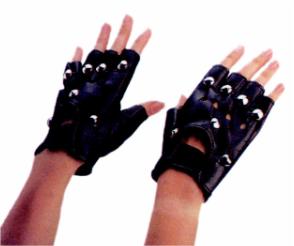 ACCESS: Gloves, Studded