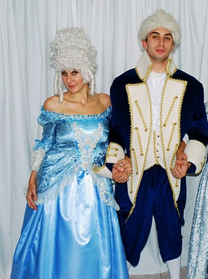 COSTUME RENTAL - B10 King Lous / Bridgerton - 6 pc large