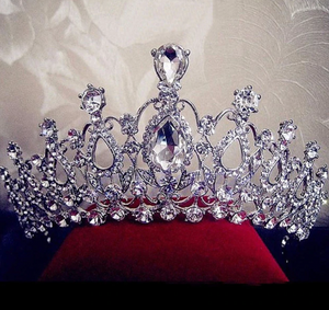 TIARA: Baroque Rhinestone Half Tiara Silver