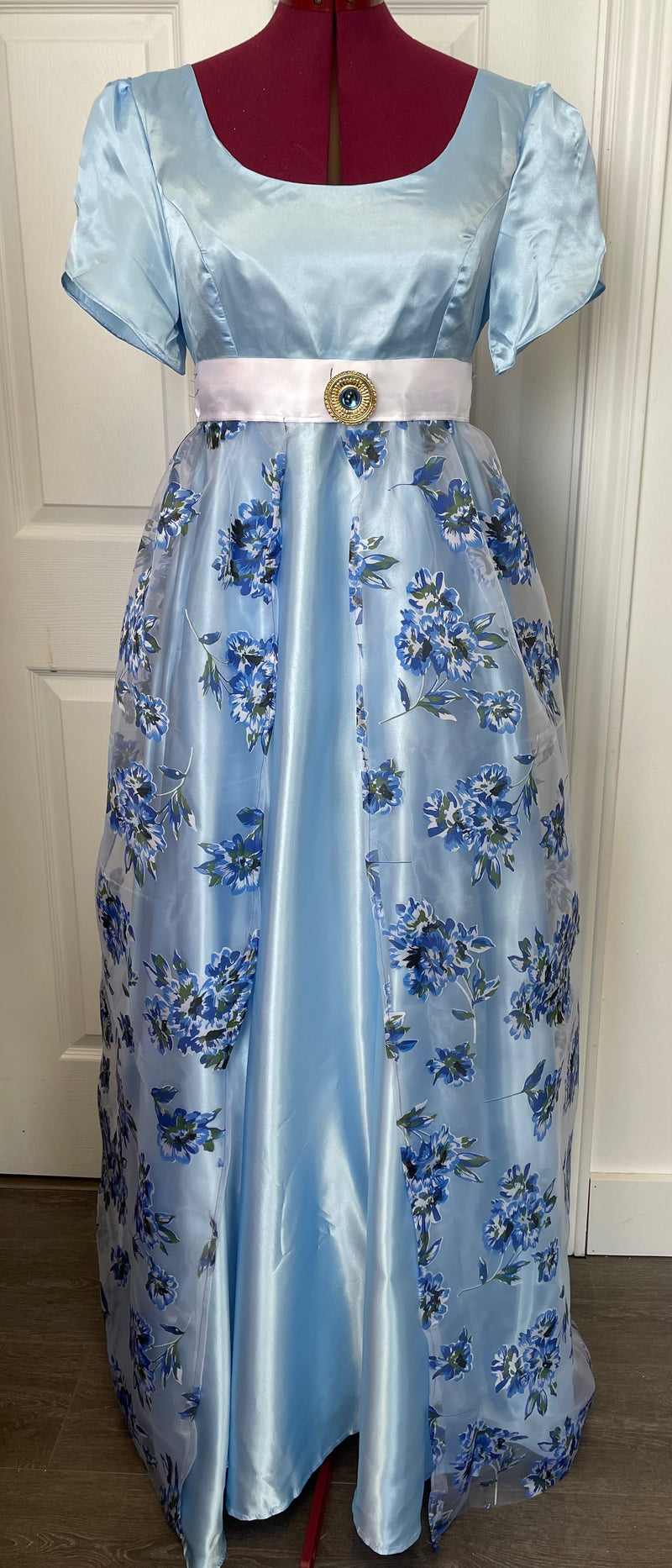 royal blue dress for plus size Design Plus Size Royal Blue Formal Off Shoulder Long Sleeve Slit Satin Maxi Dress main image 0
