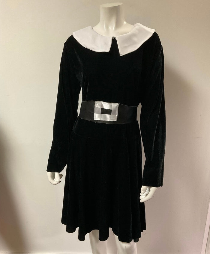 COSTUME RENTAL - D64A Wednesday Adams 2 pc large