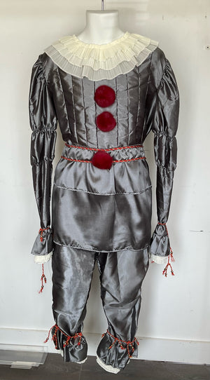 COSTUME RENTAL - D69 PENNYWISE  7pc Large - Not AVAILABLE OCT 25-29