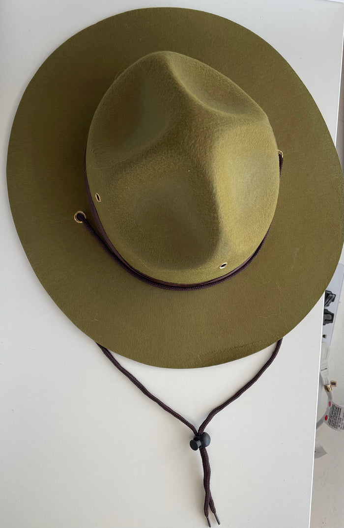 COSTUME RENTAL - Z445 Mounty / Trooper Hat RENTAL