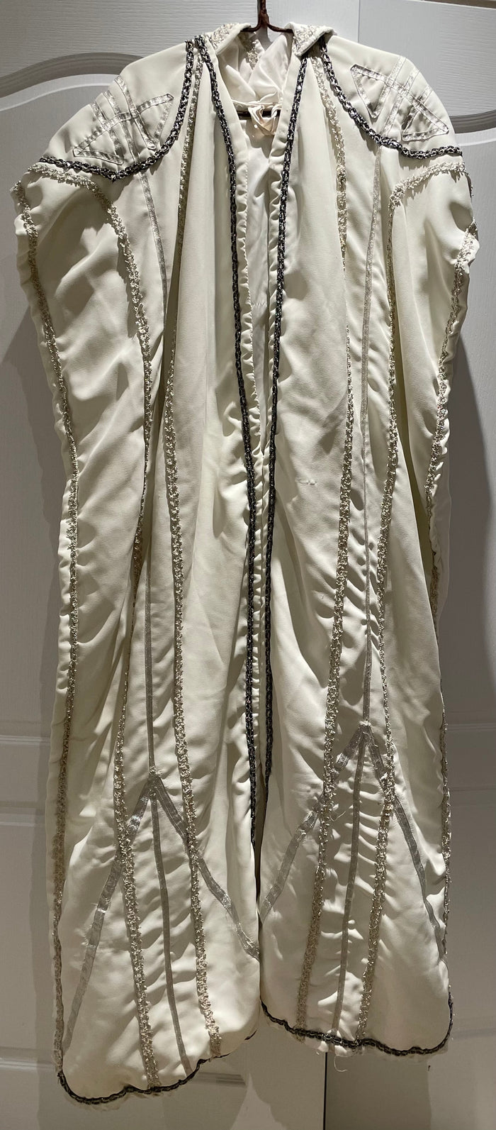COSTUME RENTAL - P45 White Galactic Overcoat
