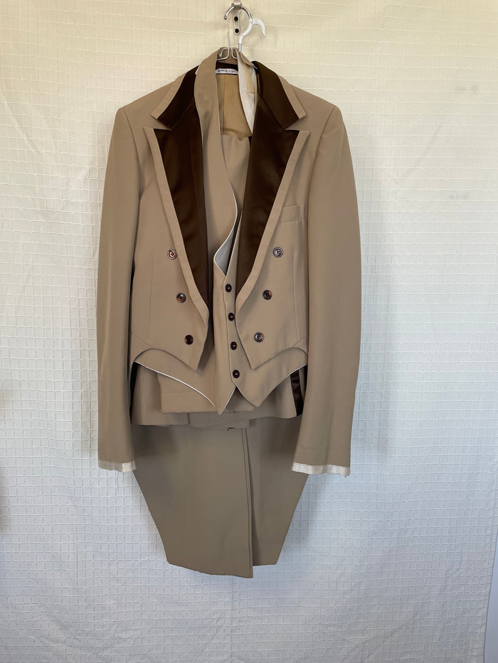 COSTUME RENTAL - C64C Tail Suit, Brown 4 pcs Medium