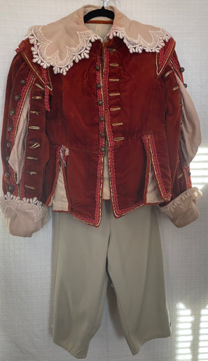 COSTUME RENTAL - A15D Shakesperean outfit (Medium) - 3 pcs