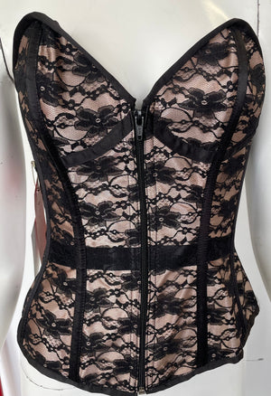 COSTUME RENTAL - G17A Lace Corset