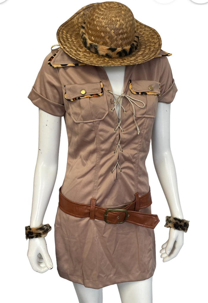 COSTUME RENTAL - O51 Jane the Hunter 4 pc M