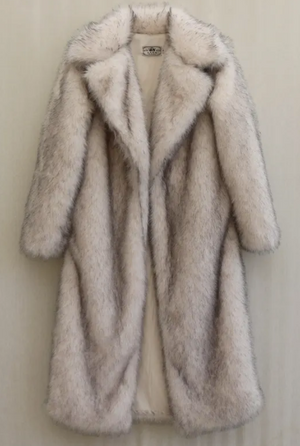 COSTUME RENTAL - X47A 1970's Fur Coat Large
