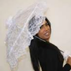 COSTUME RENTAL:  Z454 White Lace Victorian Parasol