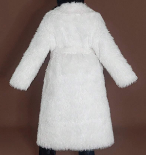 COSTUME RENTAL - X47DE 1970's White Fur Coat