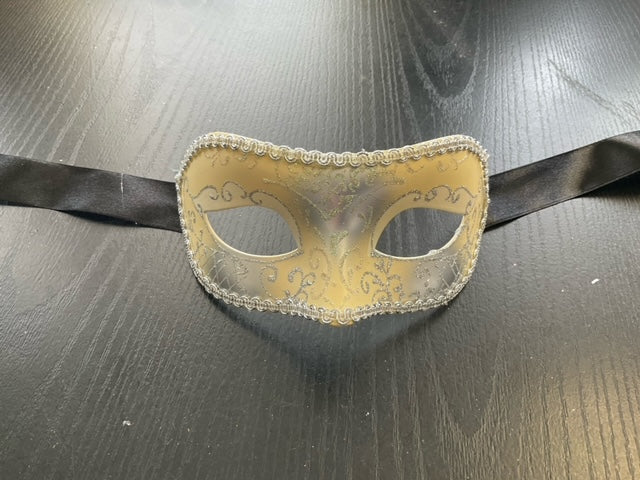 MASK: Gold Eye mask