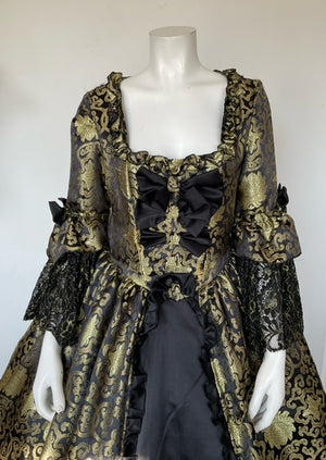COSTUME RENTAL - B25 Queen Charlotte / Bridgerton- Large 2 pc - Woodbridge Costume Rentals COSTUME RENTAL - B25 Queen Charlotte / Bridgerton- Large 2 pc - Woodbridge Costume Rentals