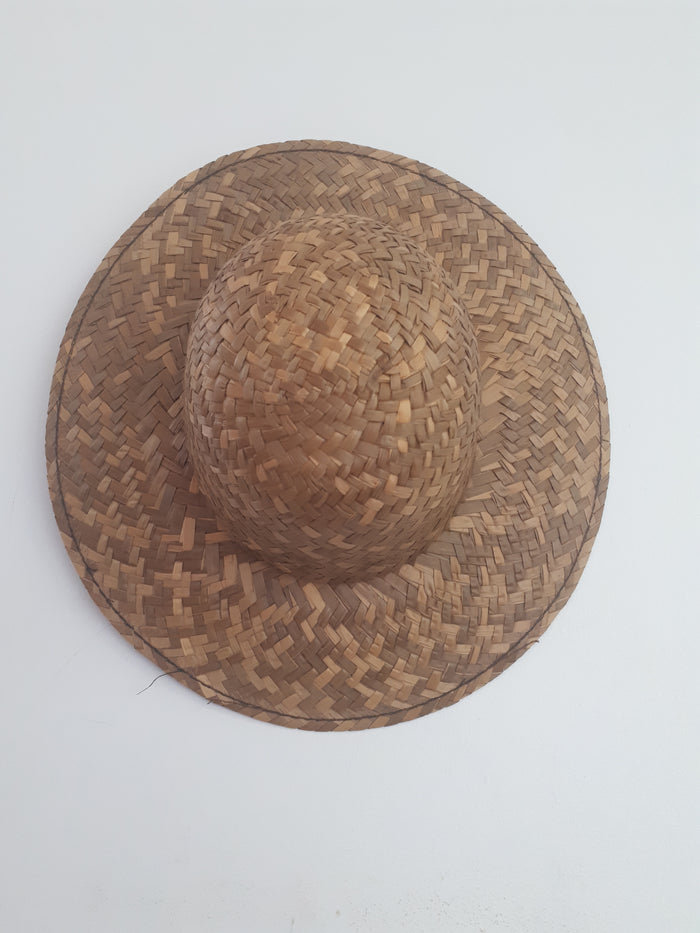 HAT: straw hat planters