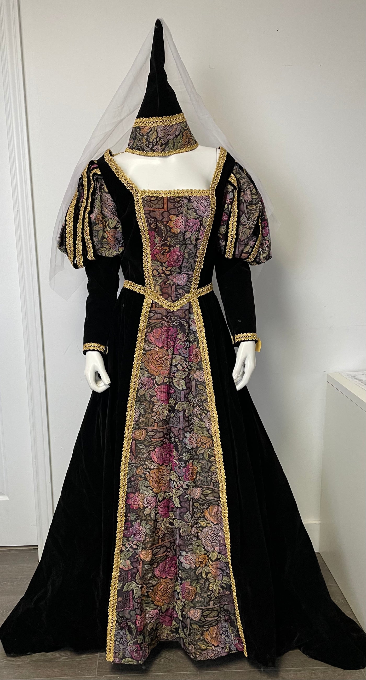 Medieval Princess Dress Fantasia Princesa Medieval Fantasy Dress Found Princess Medieval Princess Dress Fantasia Princesa Medieval Fantasy Dress Found Princess
