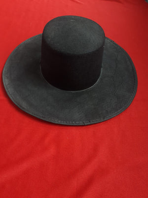 HAT: gothic hat