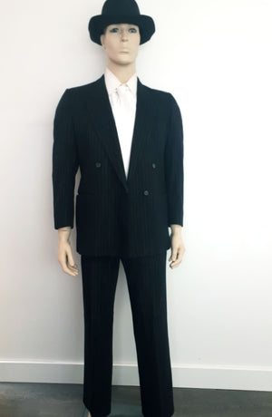 COSTUME RENTAL - J25 1920's Gangster Suit