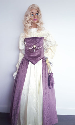COSTUME RENTAL - A10  Queen Anne of Great Britain