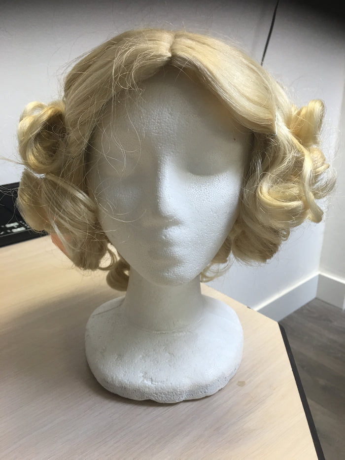 WIG: 1920's wig