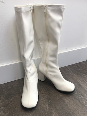 SHOE RENTAL - Z74 Women's Go Go Boots (white)-size 10