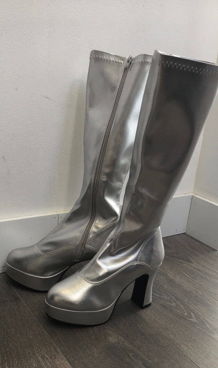 SHOE RENTAL - Z64 Women's Silver Platform Boots
