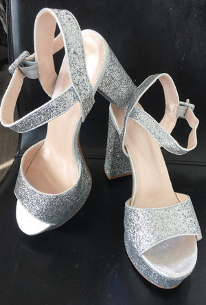 SHOE RENTAL - Z65 Women's Silver Glitter Platform Shoes