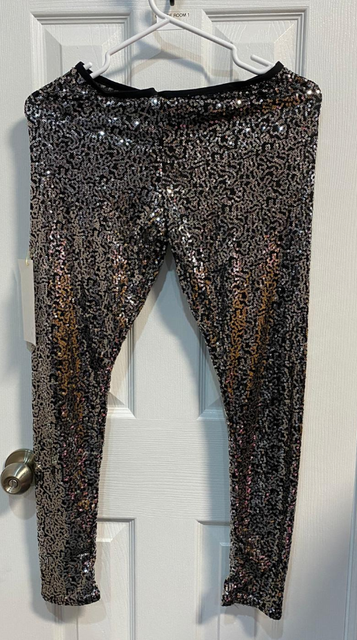 COSTUME RENTAL - X345 1970's Silver Sequin Hot Pants