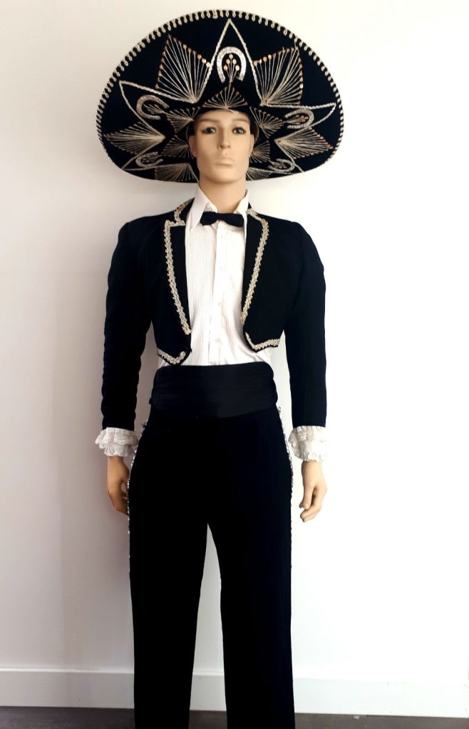 COSTUME RENTAL - I30 Mariachi 5pc med.